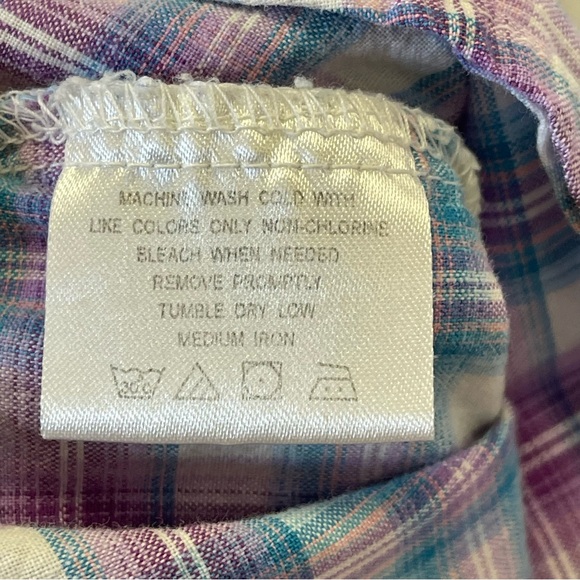 Wrangler Blues, Plaid Button Up Shirt. Size 3XL. In excellent condition! - Picture 6 of 6